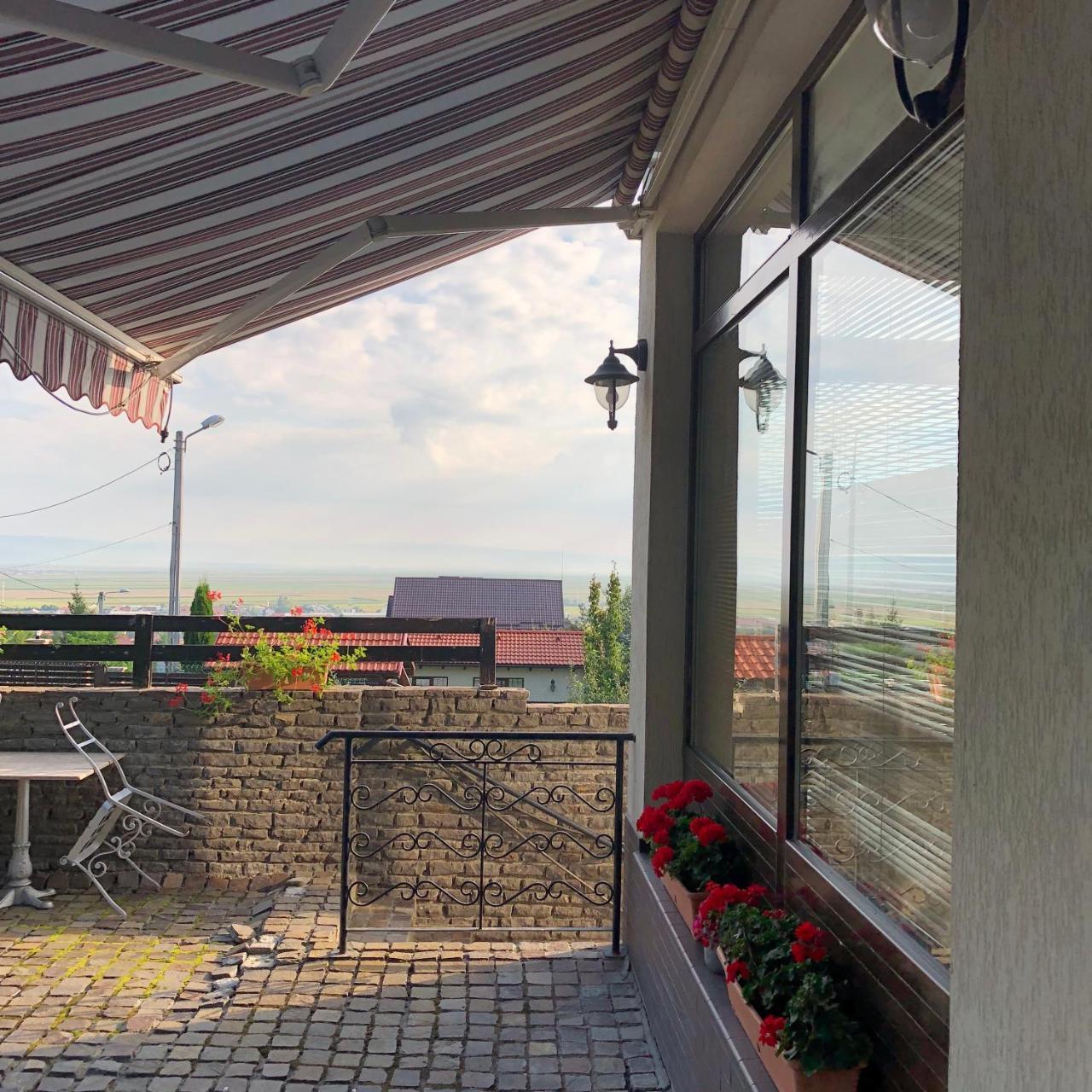 Pensiunea Unio Săcele Exterior foto