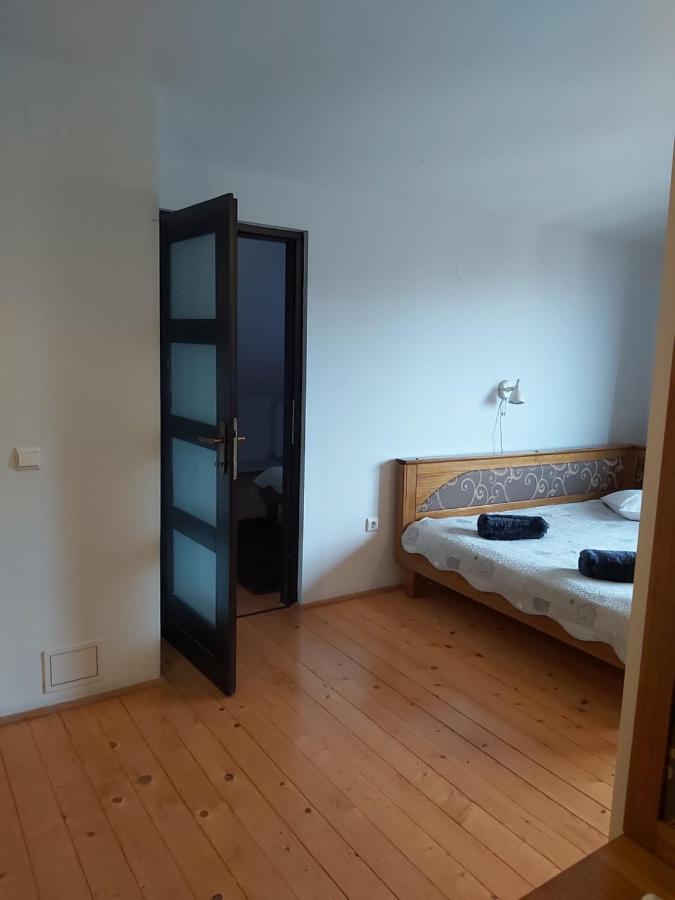 Pensiunea Unio Săcele Exterior foto
